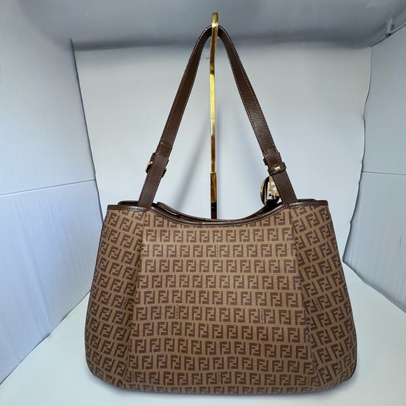 Authentic Fendi Zucchino Canvas and Leather Shoulder Bag - Picture 2 of 16